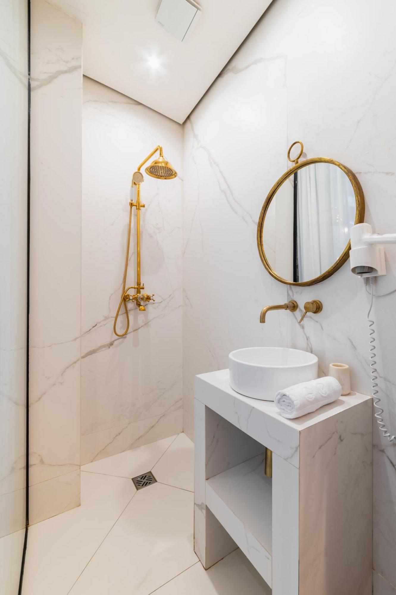 Studio Bien Equipe Proche De Toutes Commodites -2P パリ エクステリア 写真